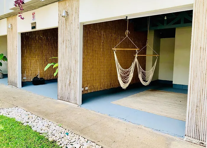 Hotel Mango Airport